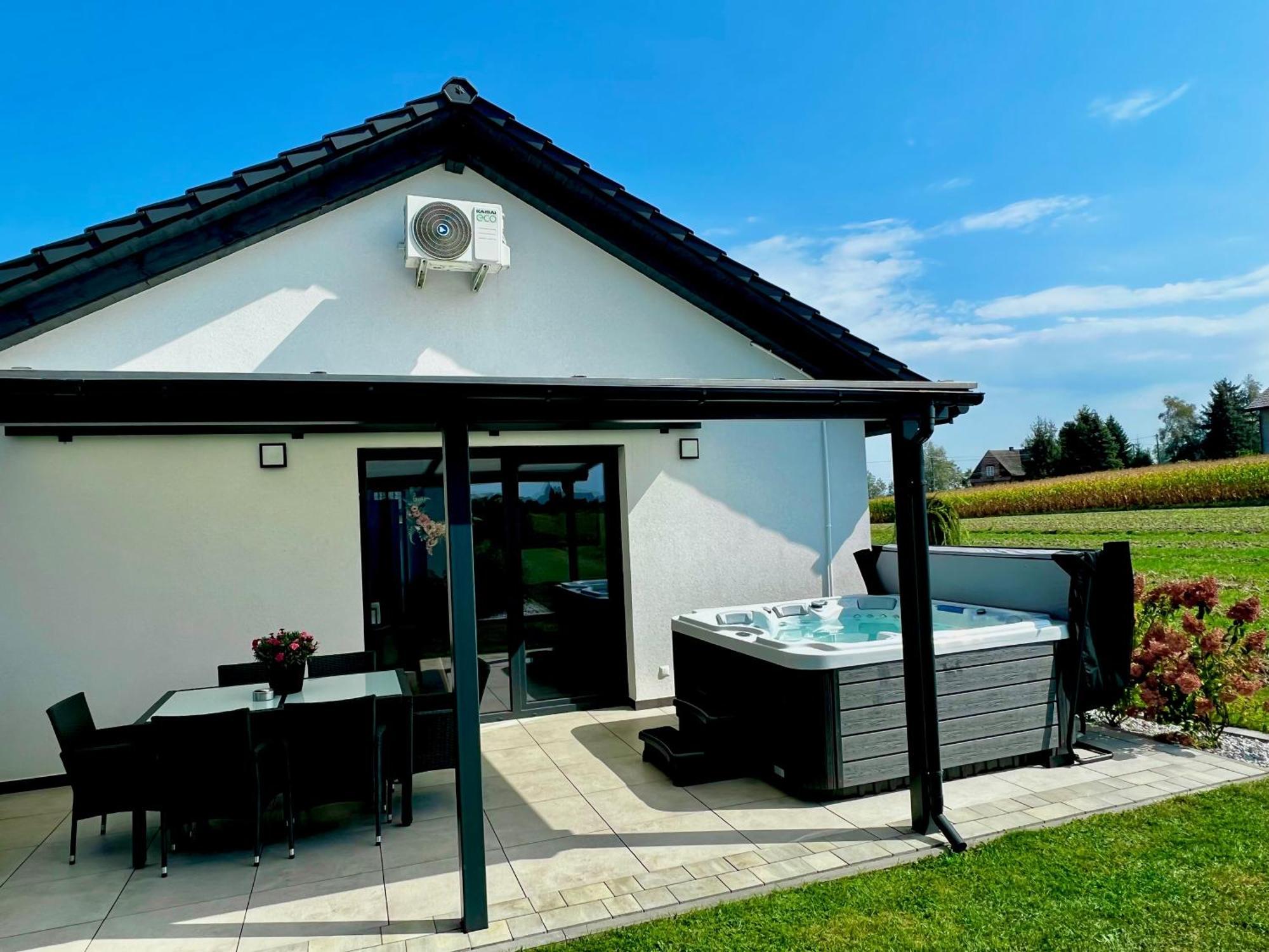 Domki Caloroczne Premium Zator Energylandia Exterior foto